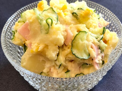 シンプルだけどこれが美味しい♪基本のポテトサラダ